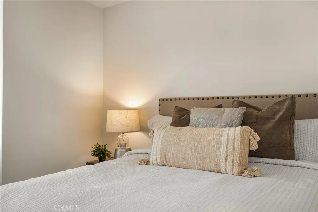 2680 Chatwin, Long Beach, California 90815 home-pic-36